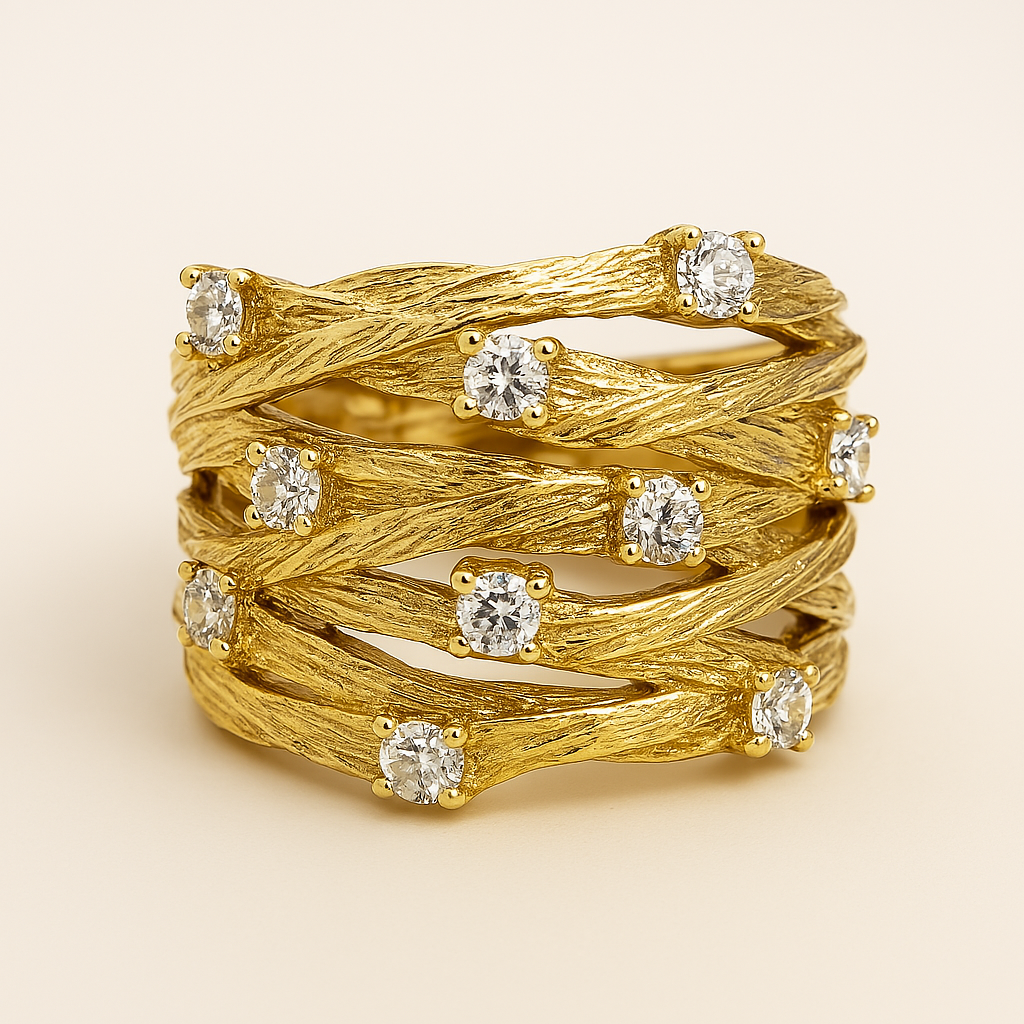 Livia™ | Bague Vintage Dorée en Zirconia