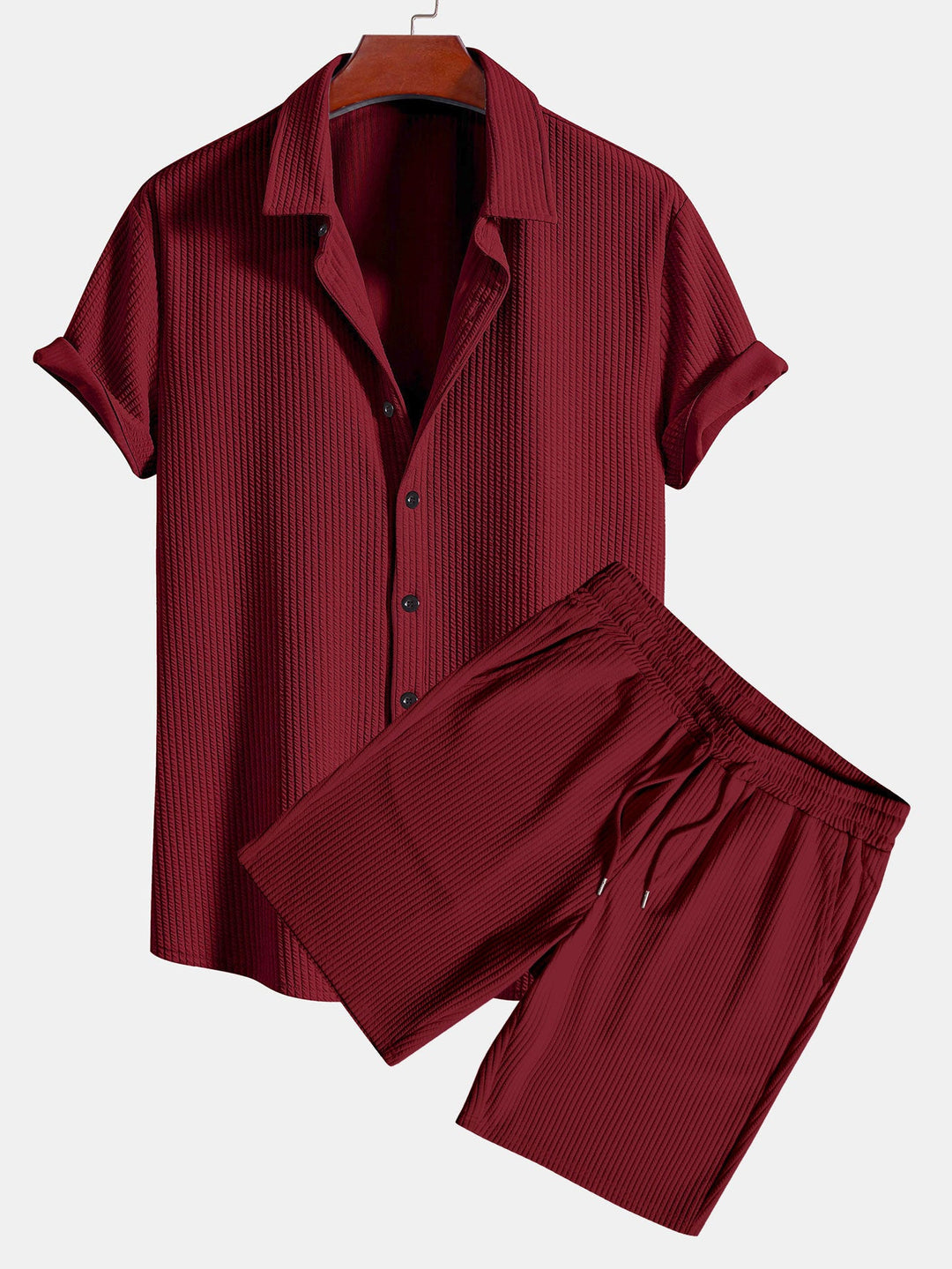 Chemise et short à bouton nerveux