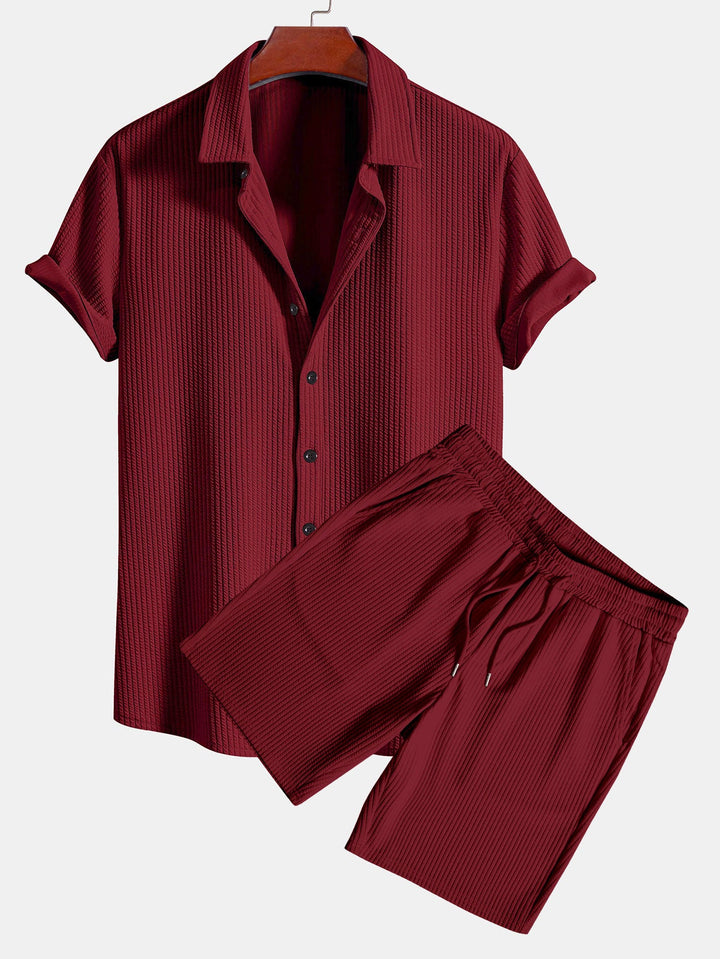 Chemise et short à bouton nerveux