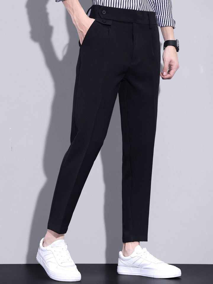 Pantalon ajusté fuselé court