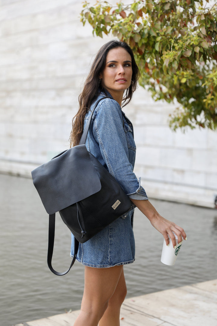 Sac à dos Bernardita noir avec portefeuille
