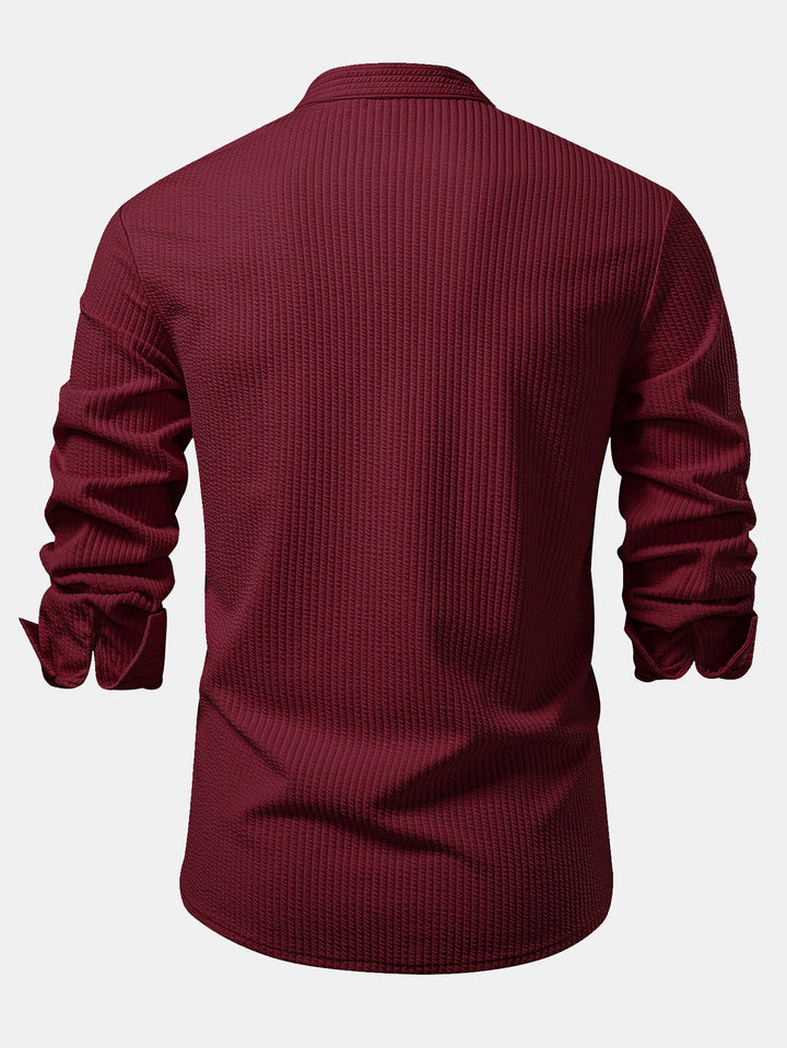 Chemise côtelée à col montant, coupe muscle, manches longues