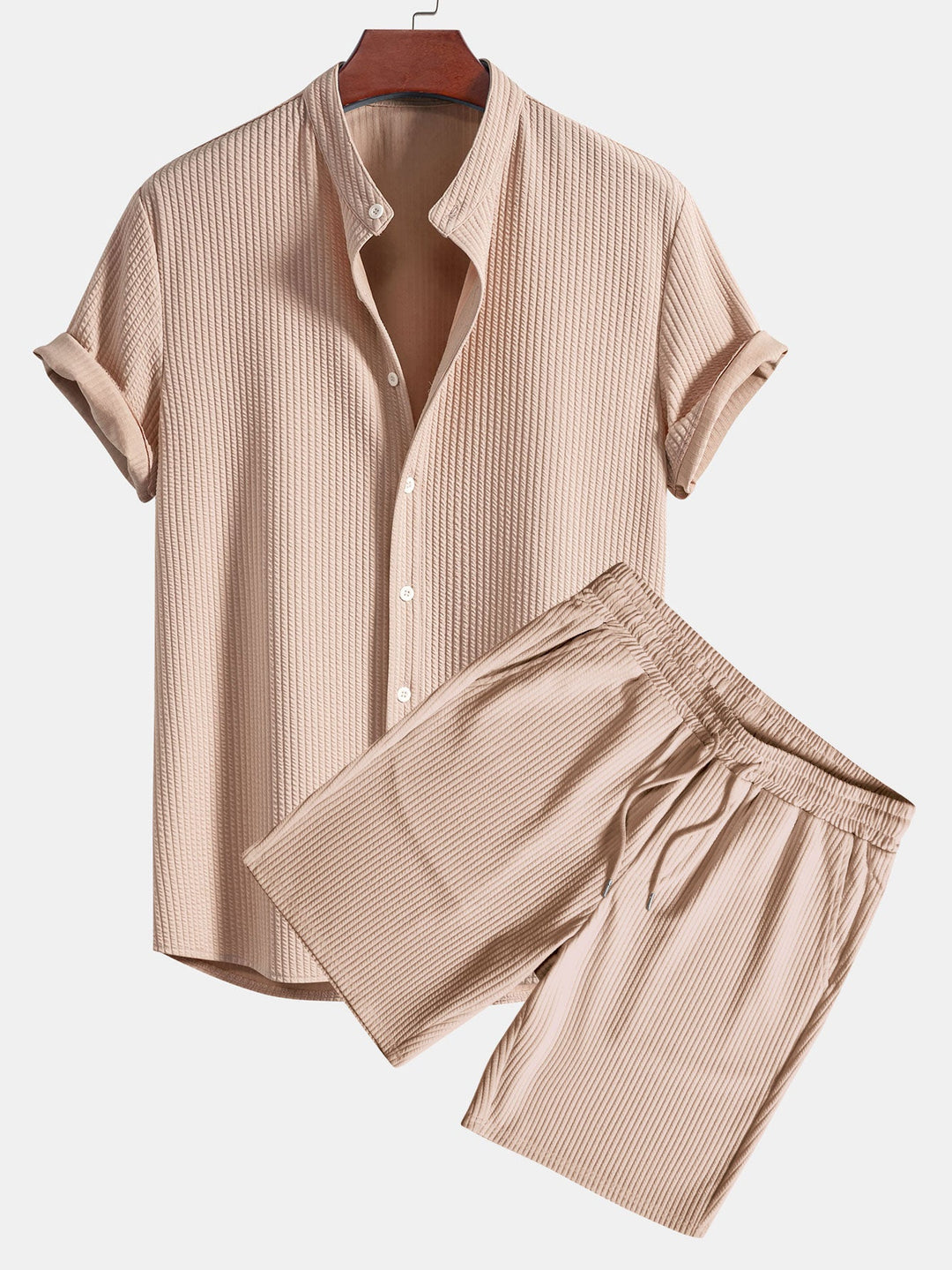 Chemise et short à collier à côte musculaire et short
