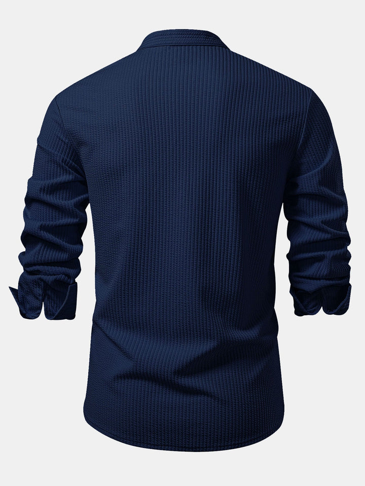 Chemise côtelée à col montant, coupe muscle, manches longues