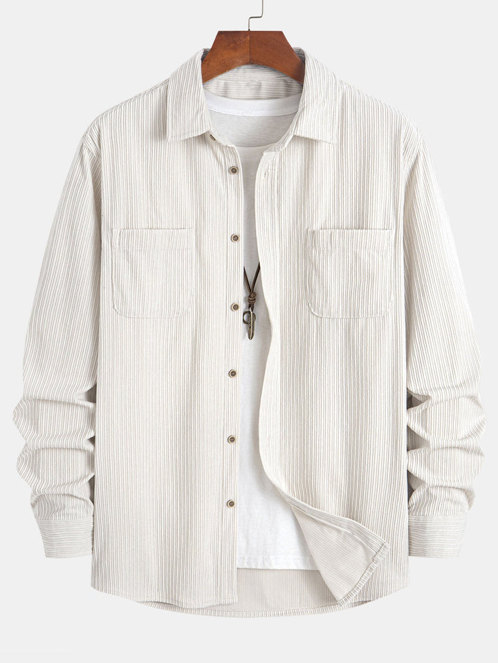 Chemise à manches longues en velours côtelé avec poche et boutons