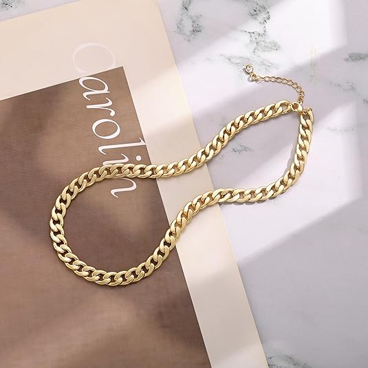 Clyro™ | Chunky Cuban Link Necklace