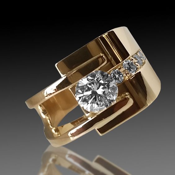 Luna™ | Bague Vintage Dorée à Zirconia Irégulière