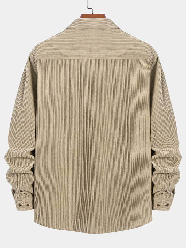 Chemise à manches longues en velours côtelé avec poche et boutons