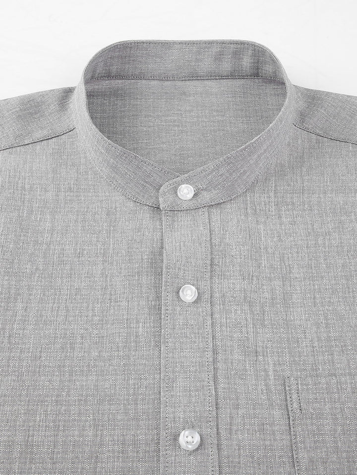 Chemise texturée à col montant et manches longues