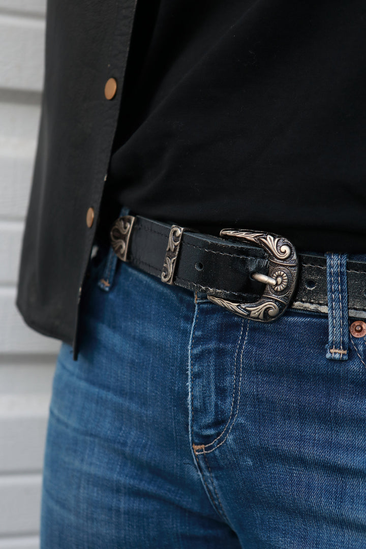 Ceinture en cuir verni noir scintillant
