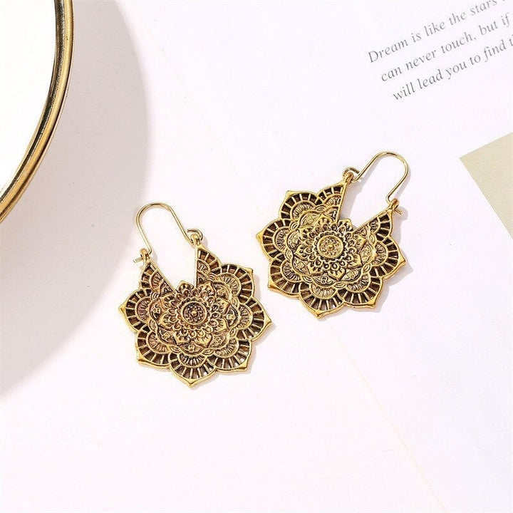 Luna™ | Boucles d'oreilles Mandala Lotus Élégantes