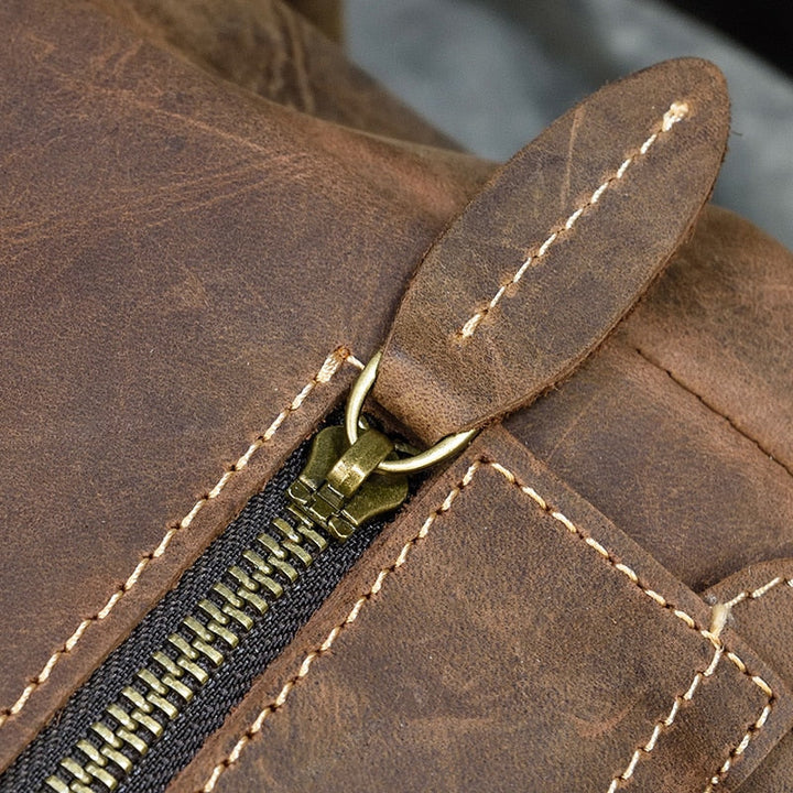Sac à dos en cuir spacieux