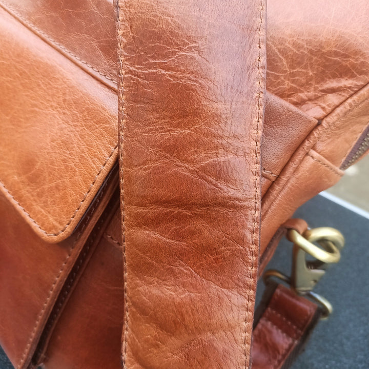 Sacoche pour ordinateur portable en cuir marron