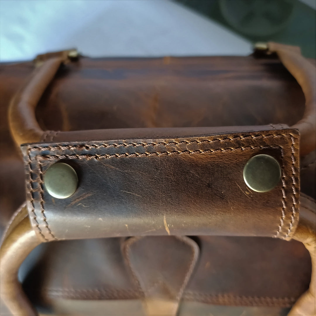 Sac de voyage en cuir ciré beige
