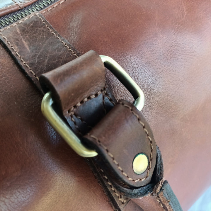Sac de voyage en cuir brun
