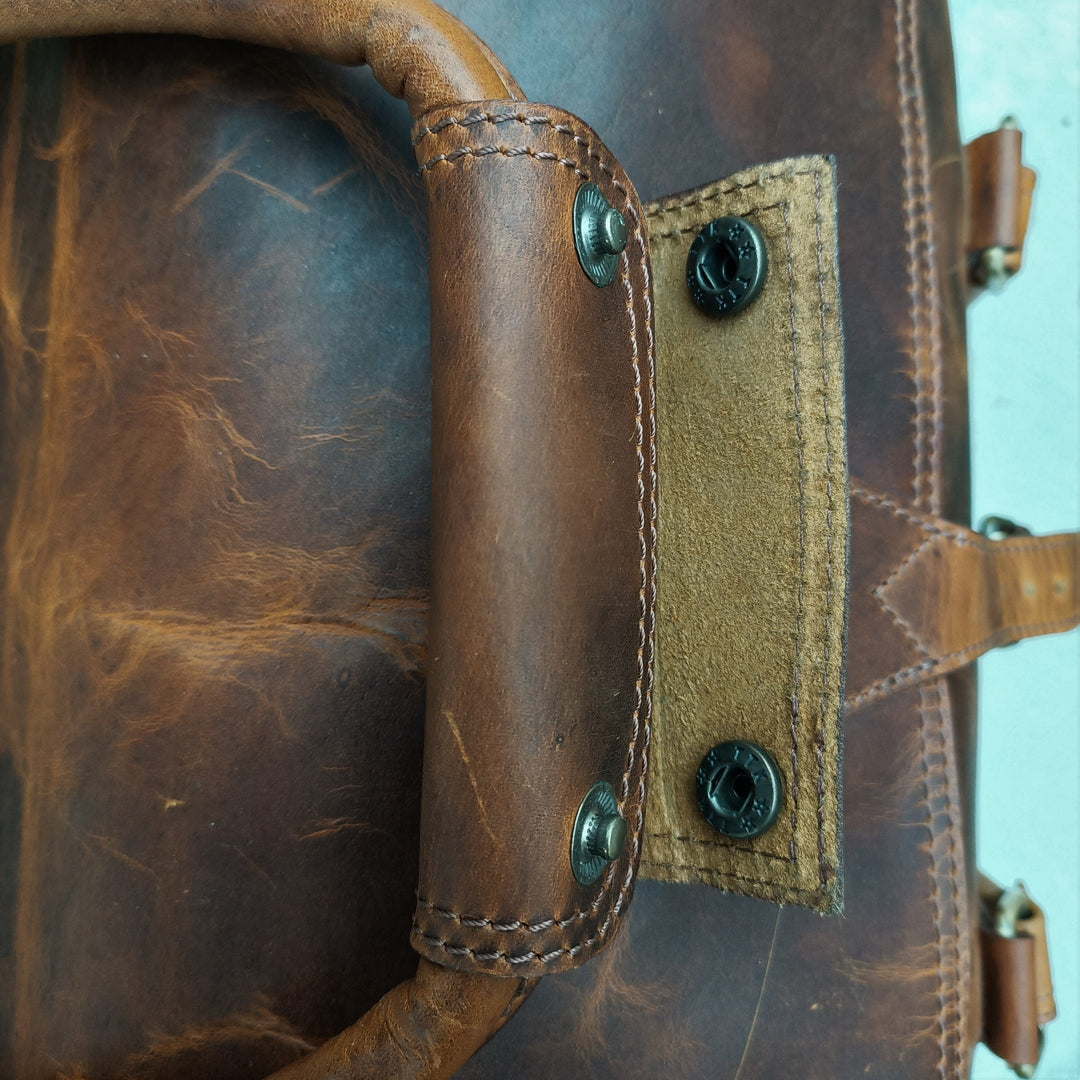 Sac de voyage en cuir ciré beige