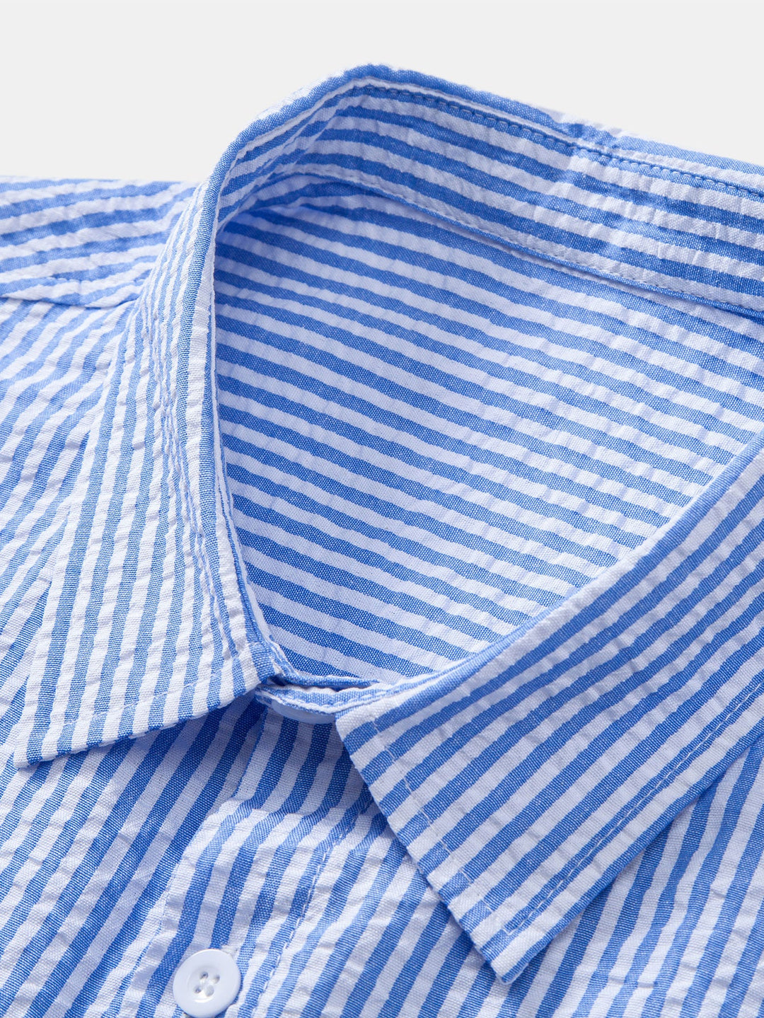 Chemise rayée à boutons en seersucker