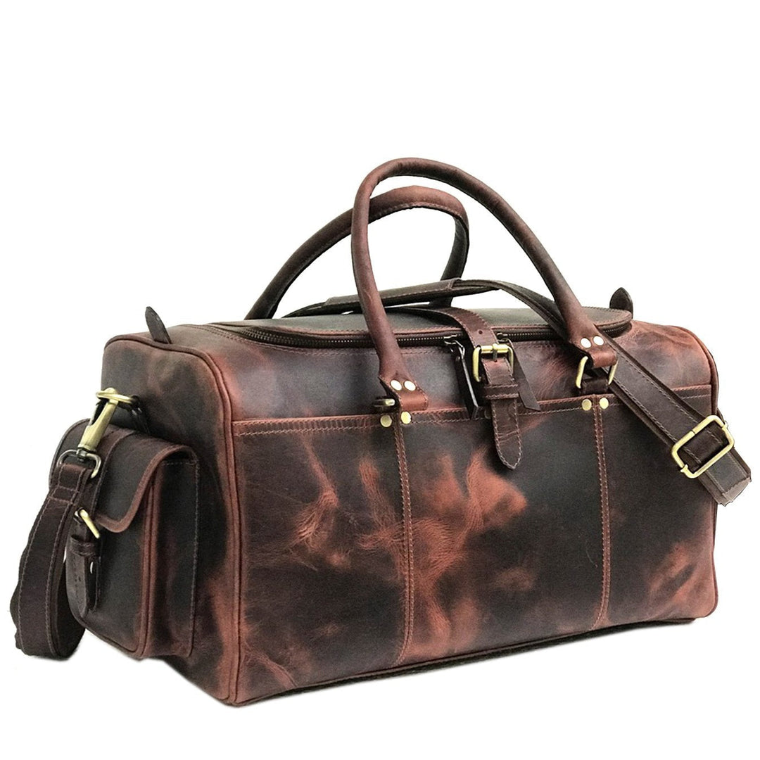"Week-end en cuir brun foncé de Zwei Taschen" pourrait être reformulé en "Sacs de week-end brun foncé de Zwei Taschen".