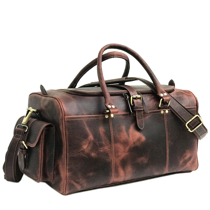 "Week-end en cuir brun foncé de Zwei Taschen" pourrait être reformulé en "Sacs de week-end brun foncé de Zwei Taschen".