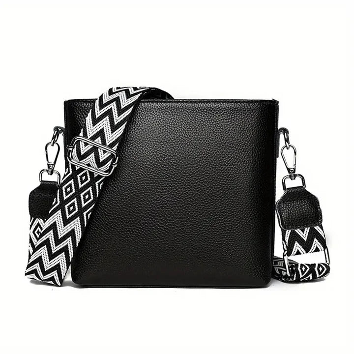 TROUSSE STRIPTE - COLLECTION 2025