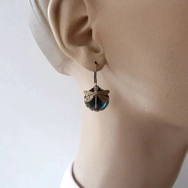Lyra™ | Boucles d'oreilles Libellule Sphériques en Or Antique