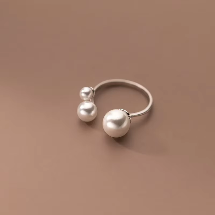 Triple Adjustable Pearl Ring