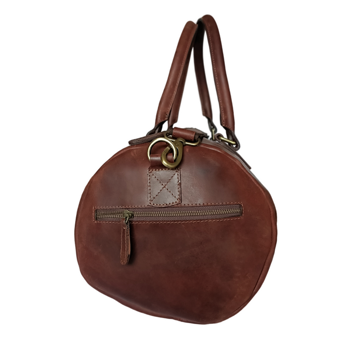 Sac de voyage en cuir brun en ton foncé