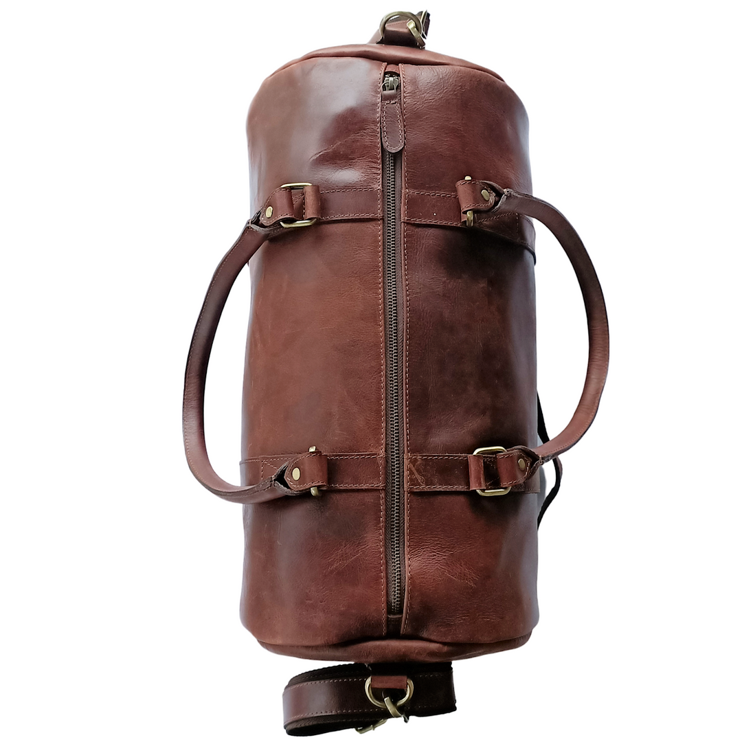 Sac de voyage en cuir brun en ton foncé