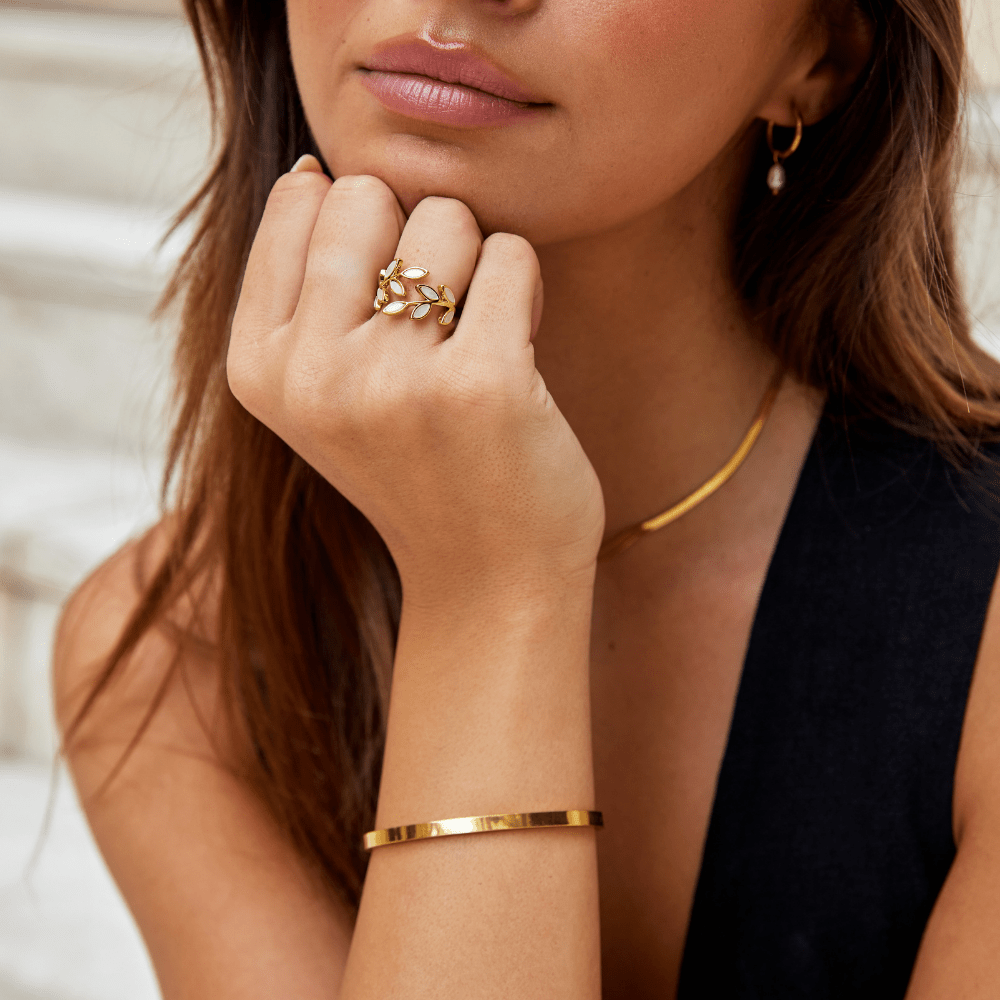 Luna™ | Bague Élégante en Forme de Feuille Dorée