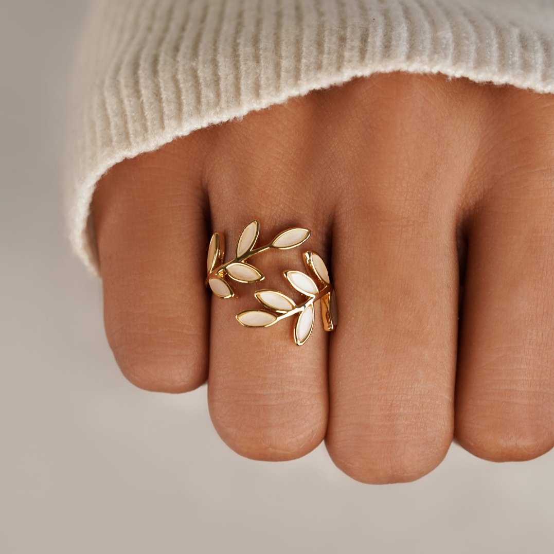 Luna™ | Bague Élégante en Forme de Feuille Dorée
