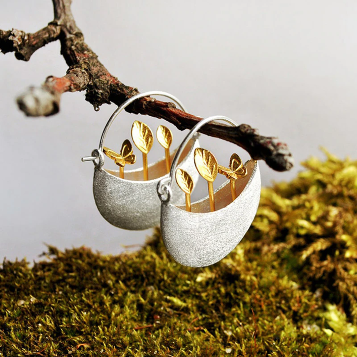 Flora™ | Boucles d'oreilles en panier floral plaqué or