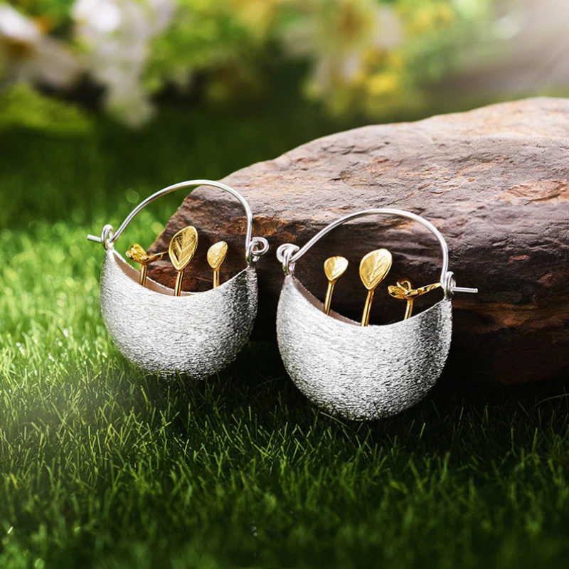 Flora™ | Boucles d'oreilles en panier floral plaqué or