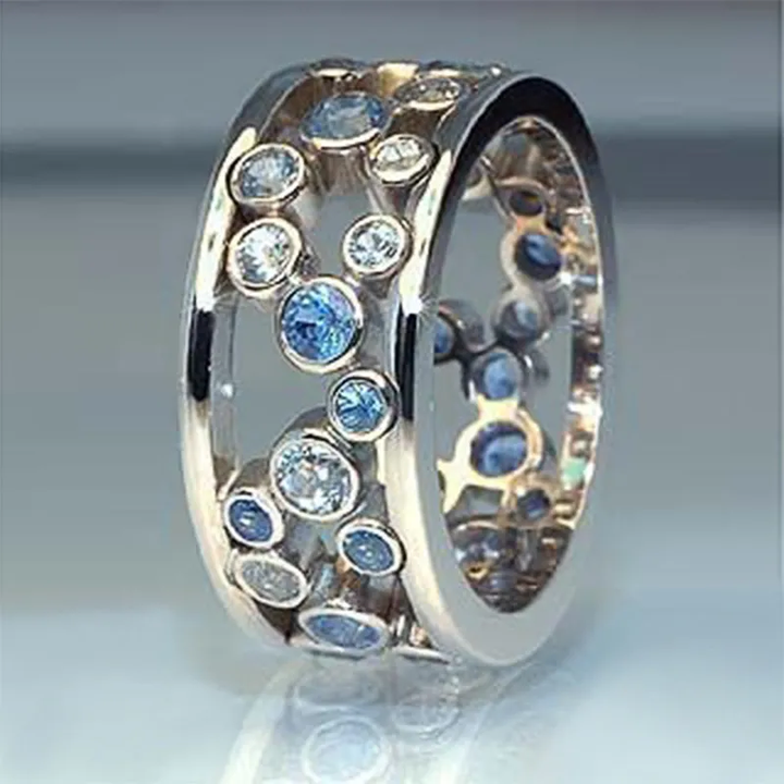Zirconia™ | Bague Élégante avec Incrustations de Zircon