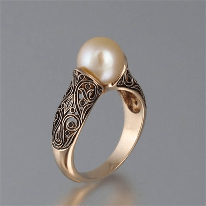 Bague en Perle Vintage Dorée
