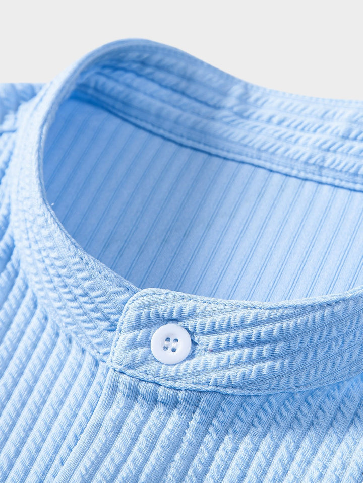 Chemise et short à collier à côte musculaire et short