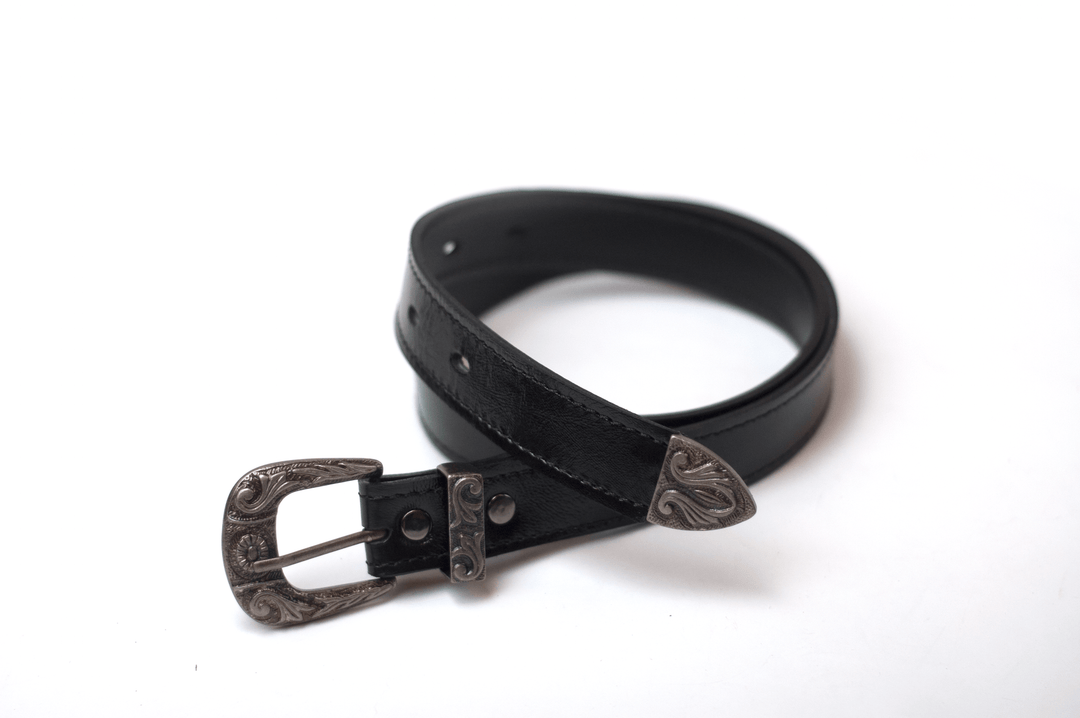 Ceinture en cuir verni noir scintillant