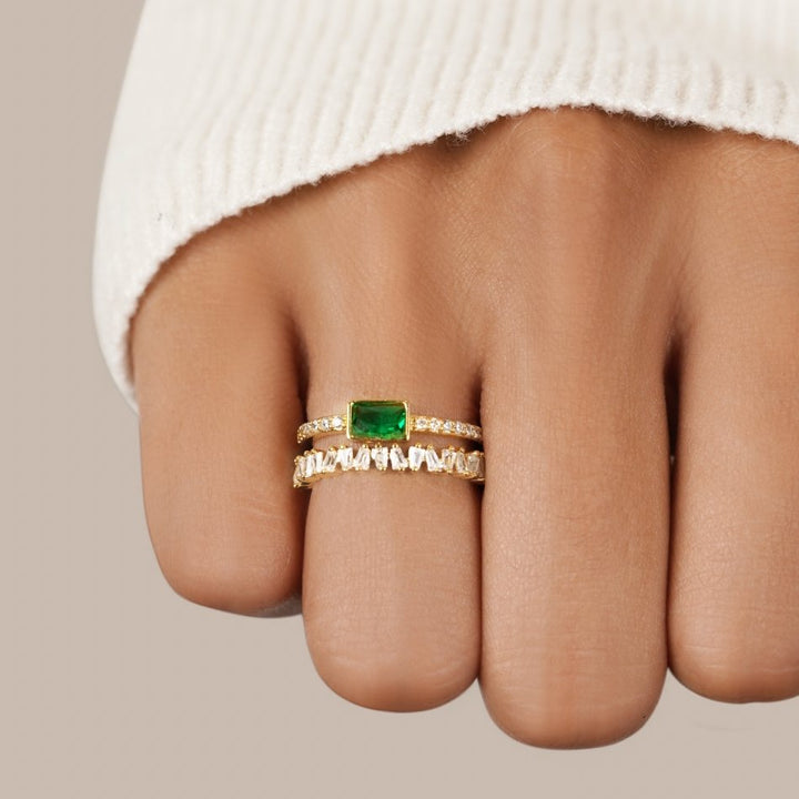 Superposed Crystal Ring