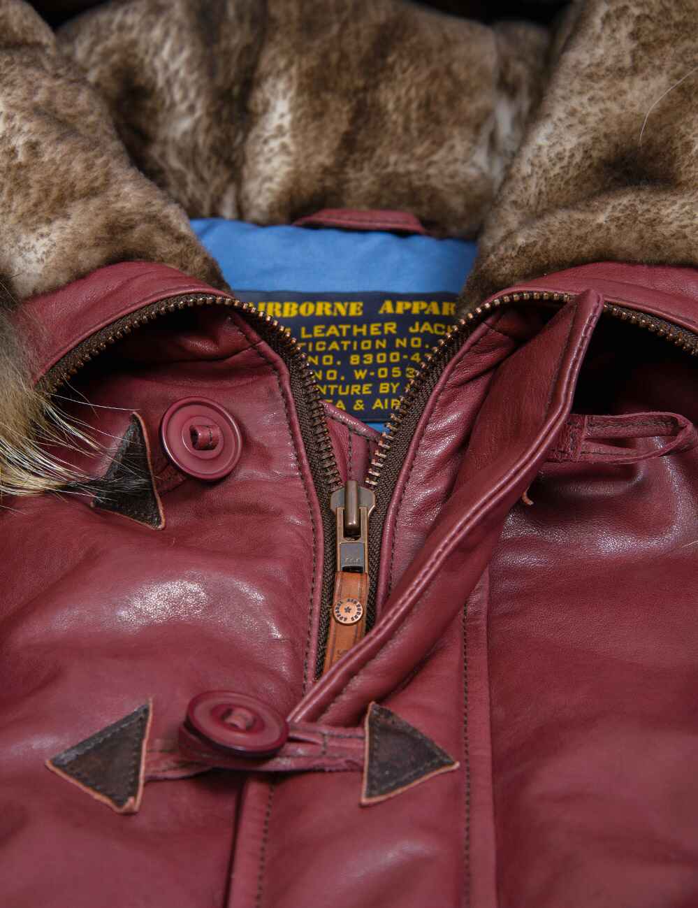 Luca™ | Parka Élégante Bordeaux pour Hommes avec Capuche en Fourrure