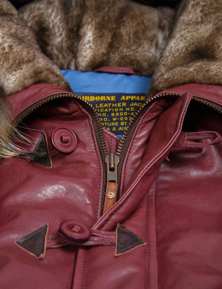 Luca™ | Parka Élégante Bordeaux pour Hommes avec Capuche en Fourrure