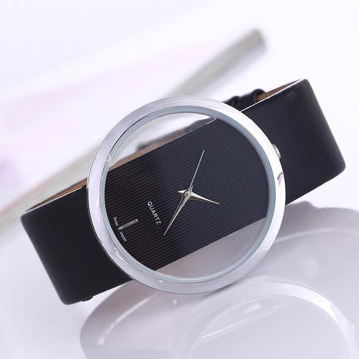 Montre à Quartz avec Boîtier Transparent et Élégant
