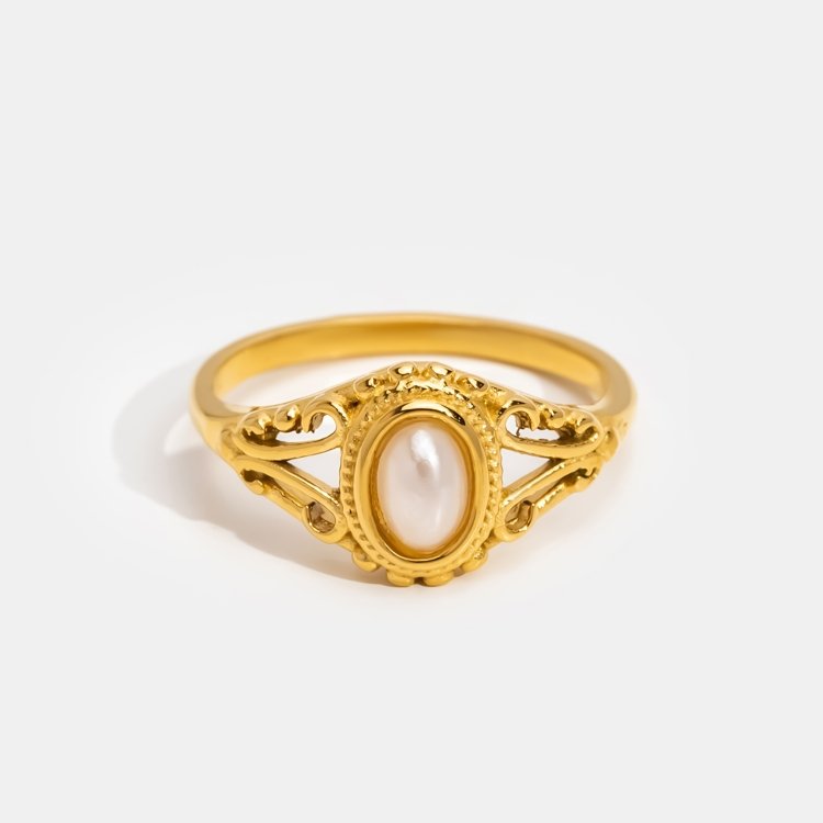Vintage Pearl Ring